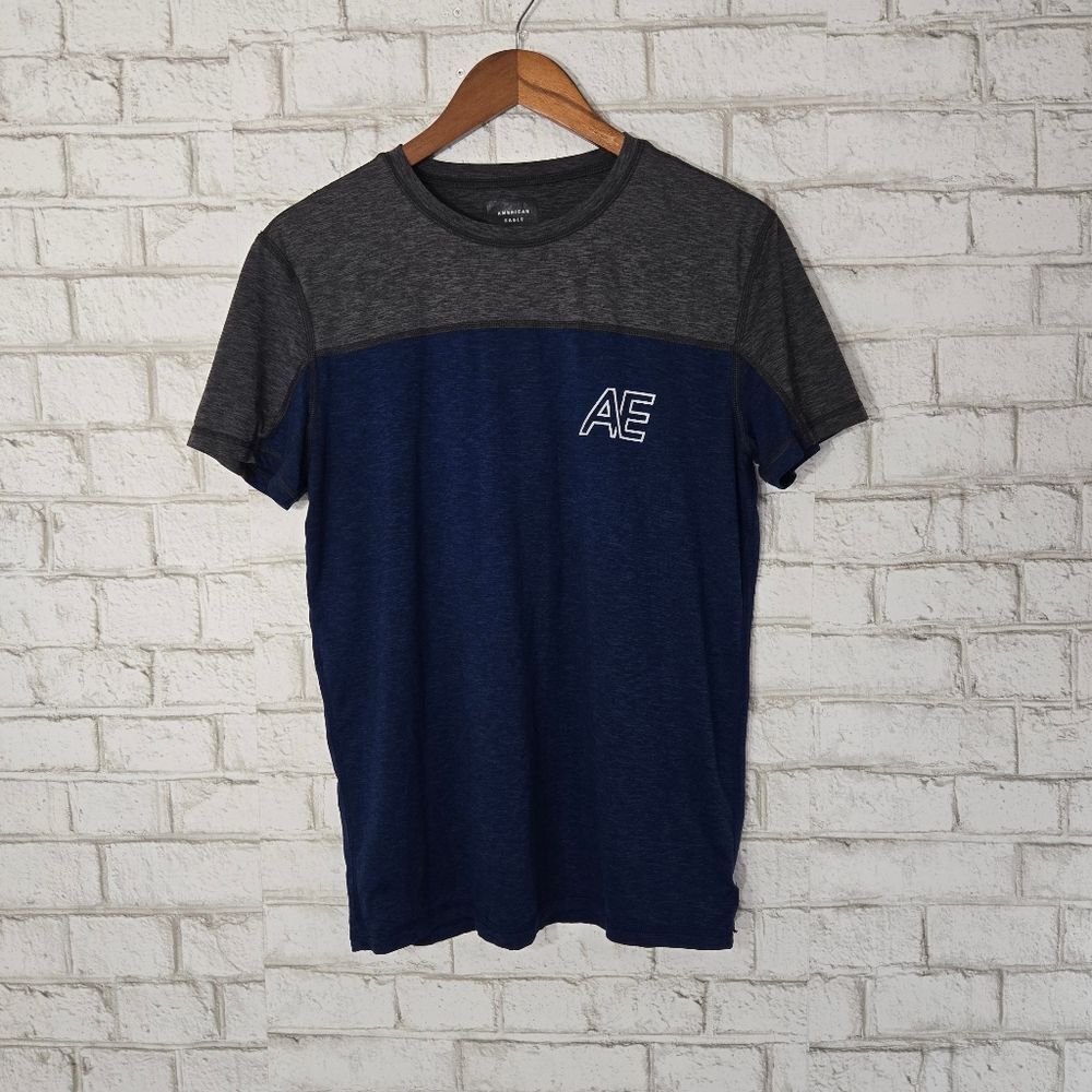 AEO Active Extreme Flex tee